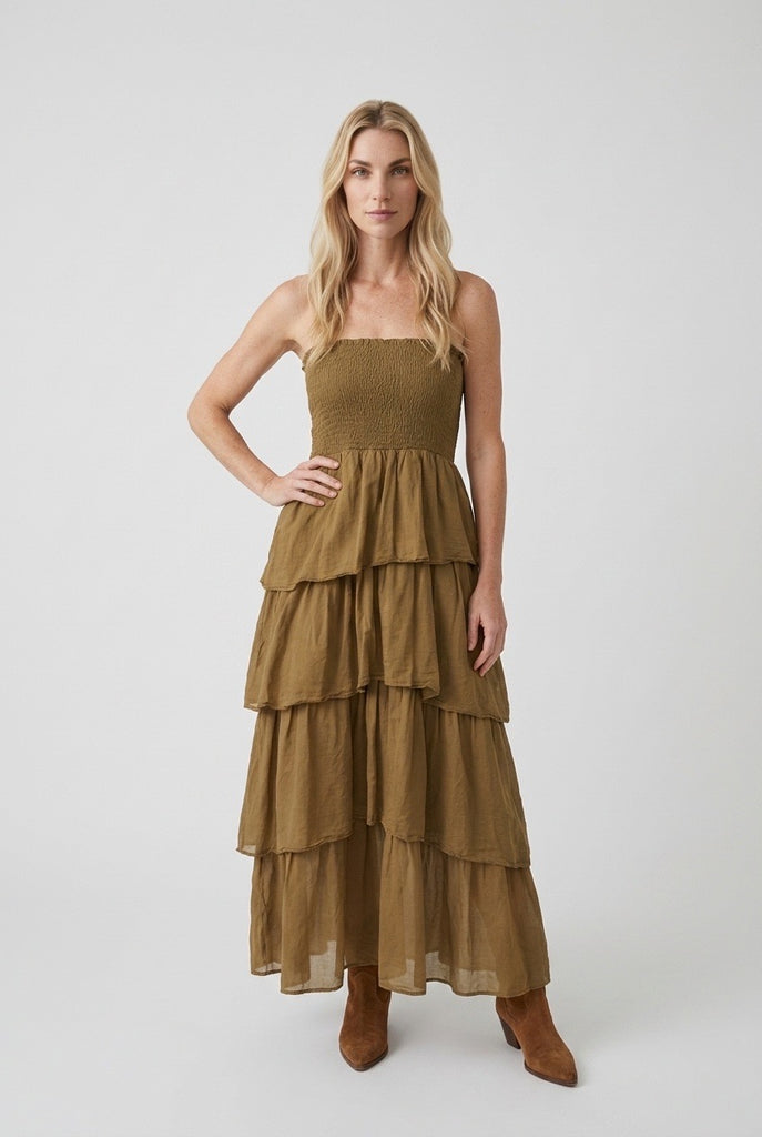Vestido Strapless Volantes