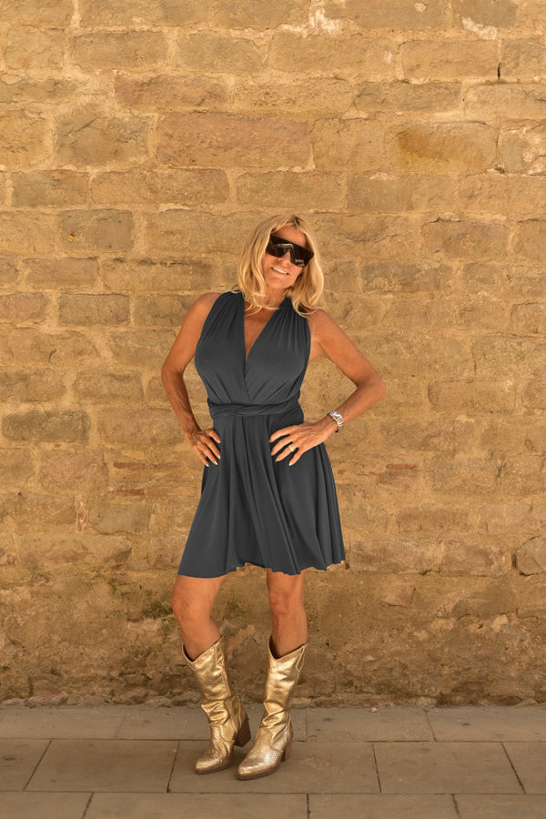 Vestido Multiposición Corto Gris